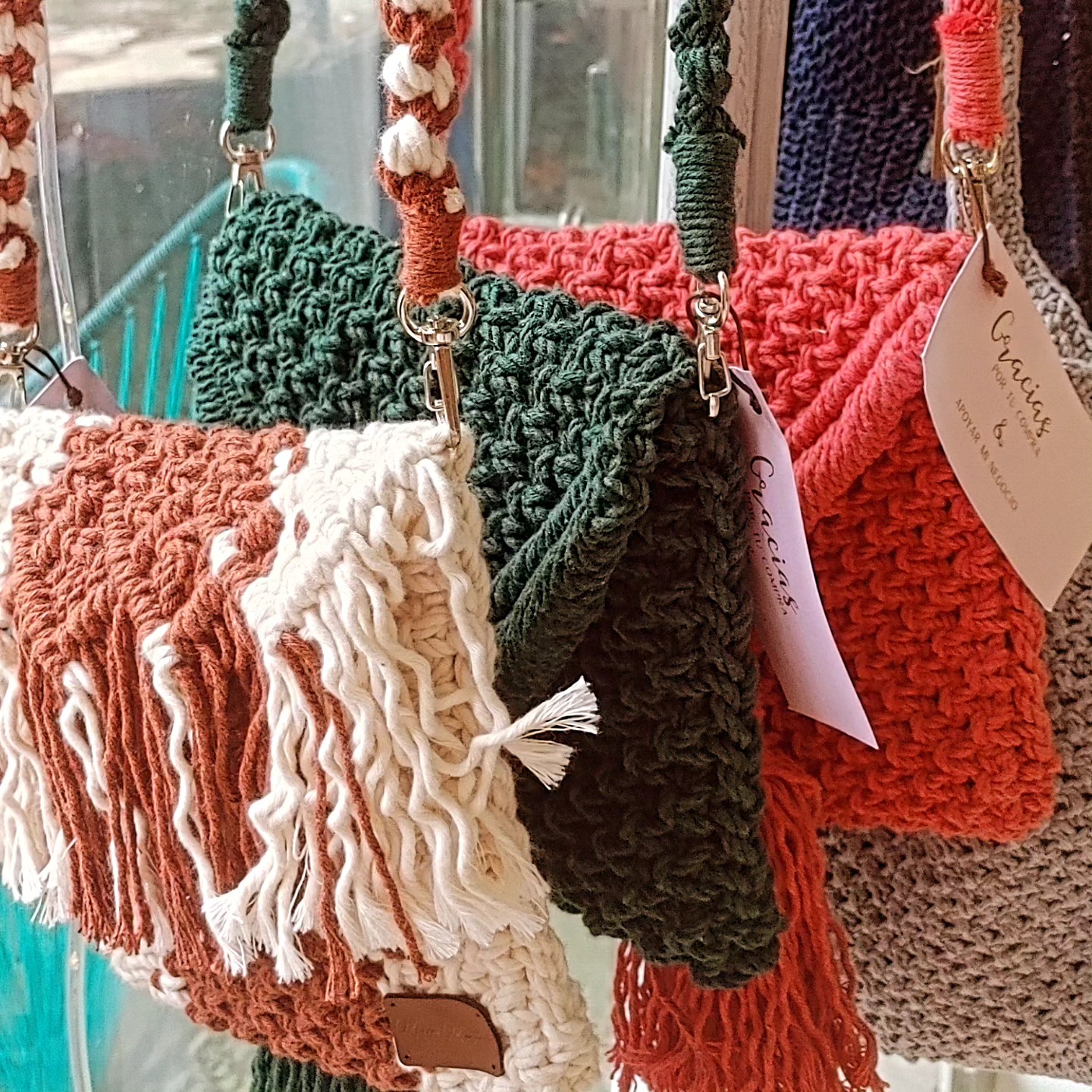 Exquisito bolso hecho a mano en Costa Rica, Exquisite handcrafted handbag