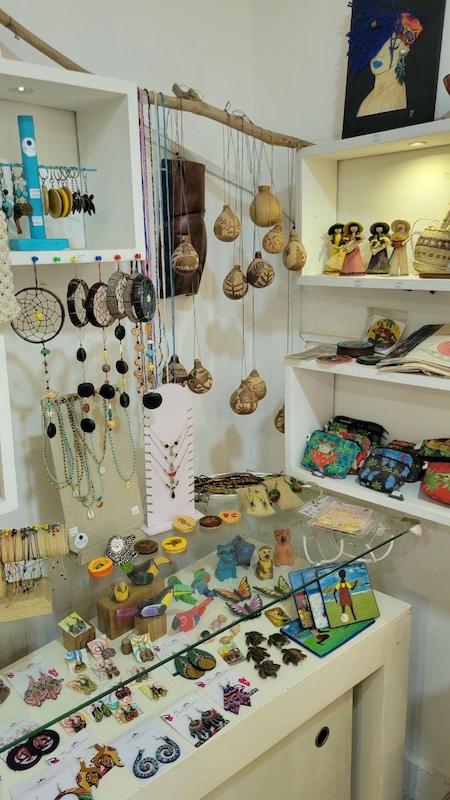 Artesanales, crystal jewerly